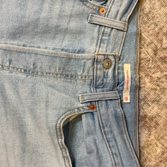 Levis Ribcage Straight Light Wash Jeans - size 29 - Picture 5 of 8